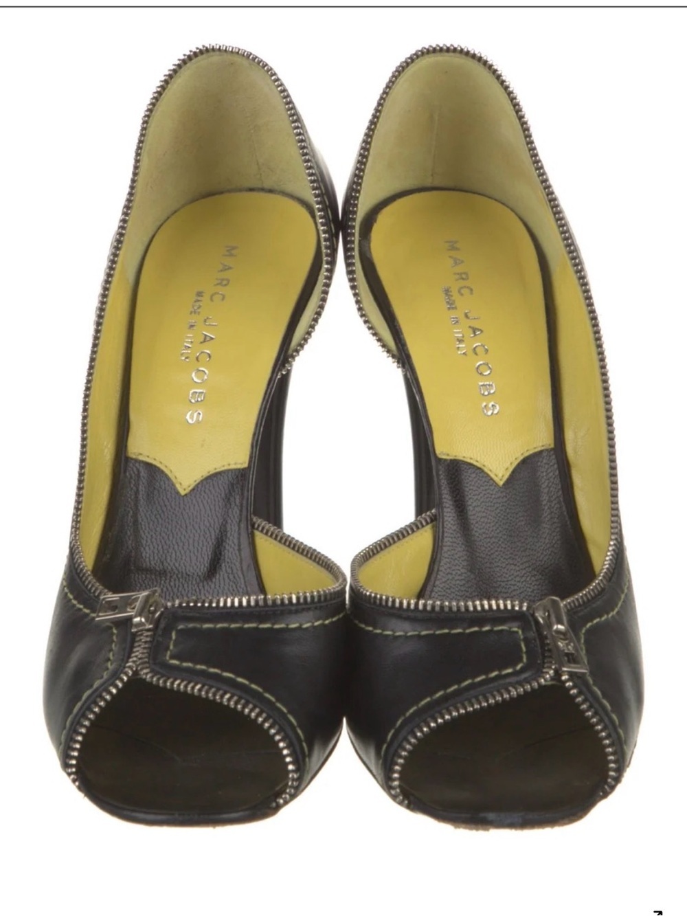 Marc Jacobs Leather D'Orsay Pumps size 36